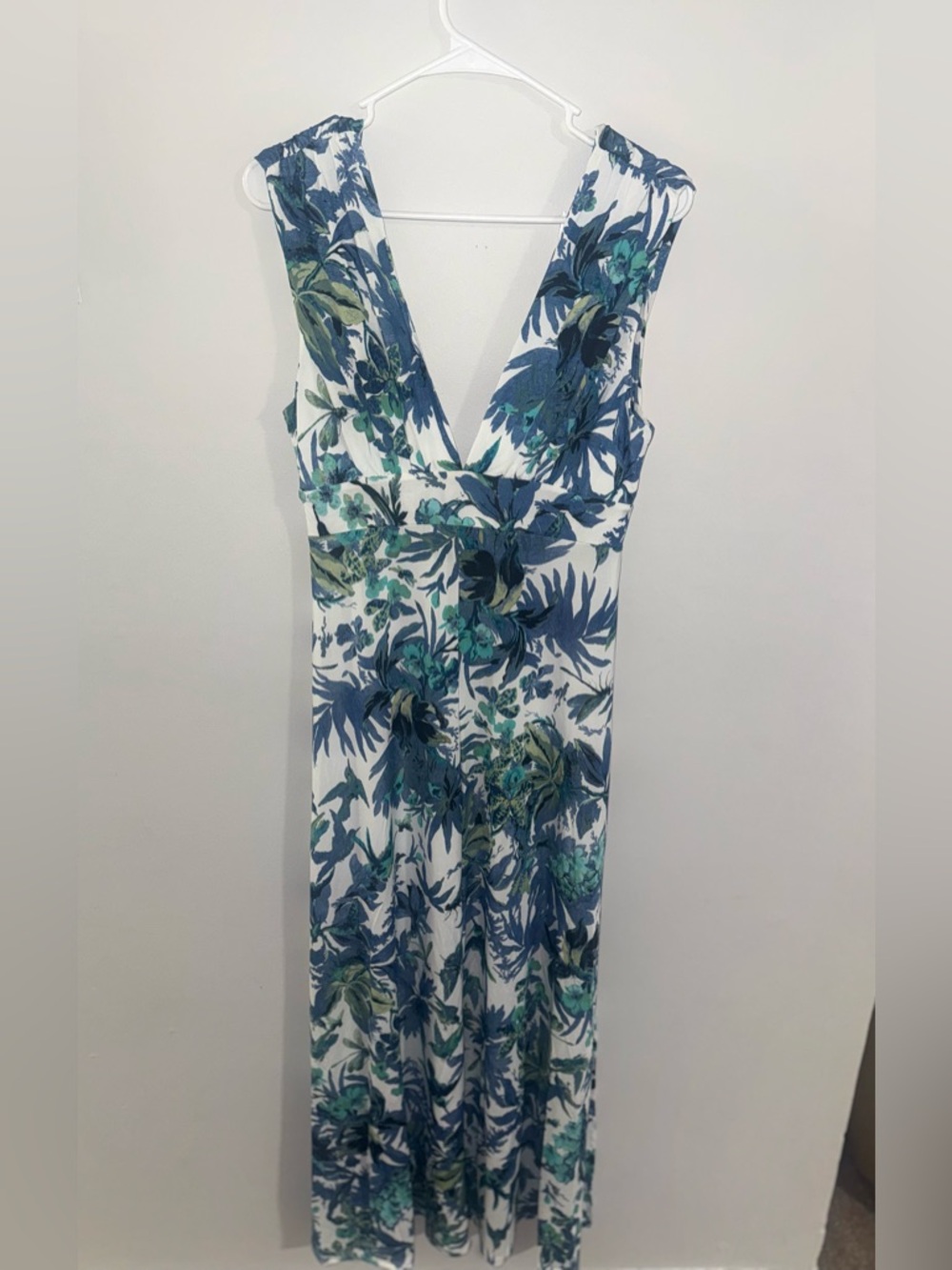 Beach Break Floral Maxi Dress Size Medium NWT Blue Green Dragonfly Tropical